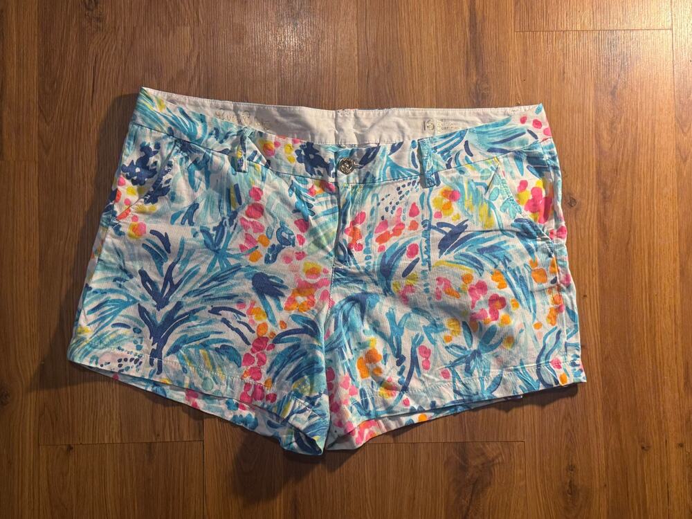Lilly Pulitzer Callahan Shorts Size 16 Serene Blue Tippy Top Floral 5" Inseam